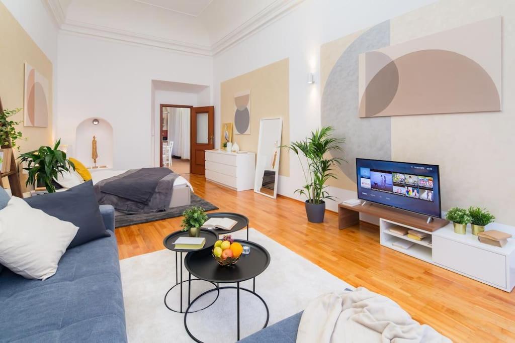 Lovely Historical In Mala Strana - N1st Apartment