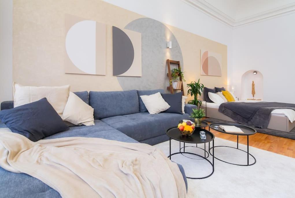 Apartment Lovely Historical In Mala Strana - N1st