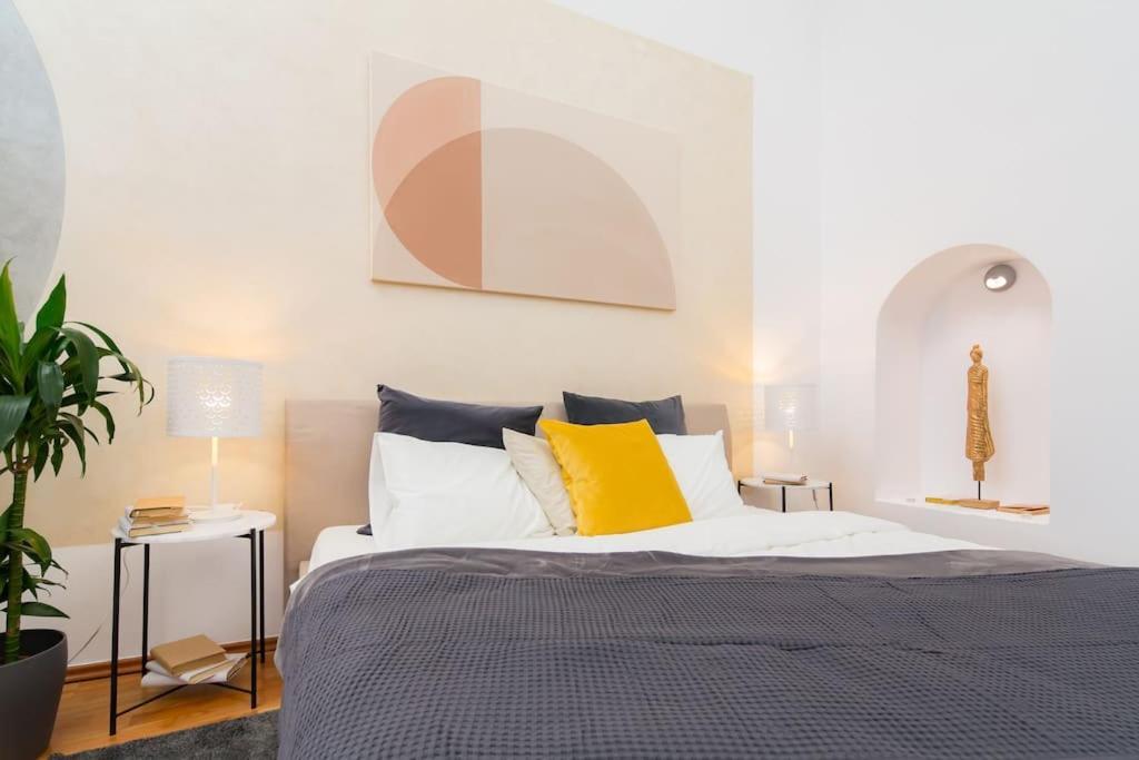 Lovely Historical In Mala Strana - N1st Appartement Praag